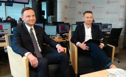Podsumowanie kampanii: Hangout Dudy, Komorowski z wizytą w Google