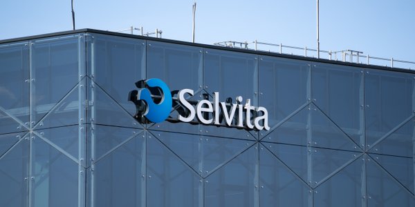 Akcje Selvity w dół. Rynek ma obawy o 2026 rok