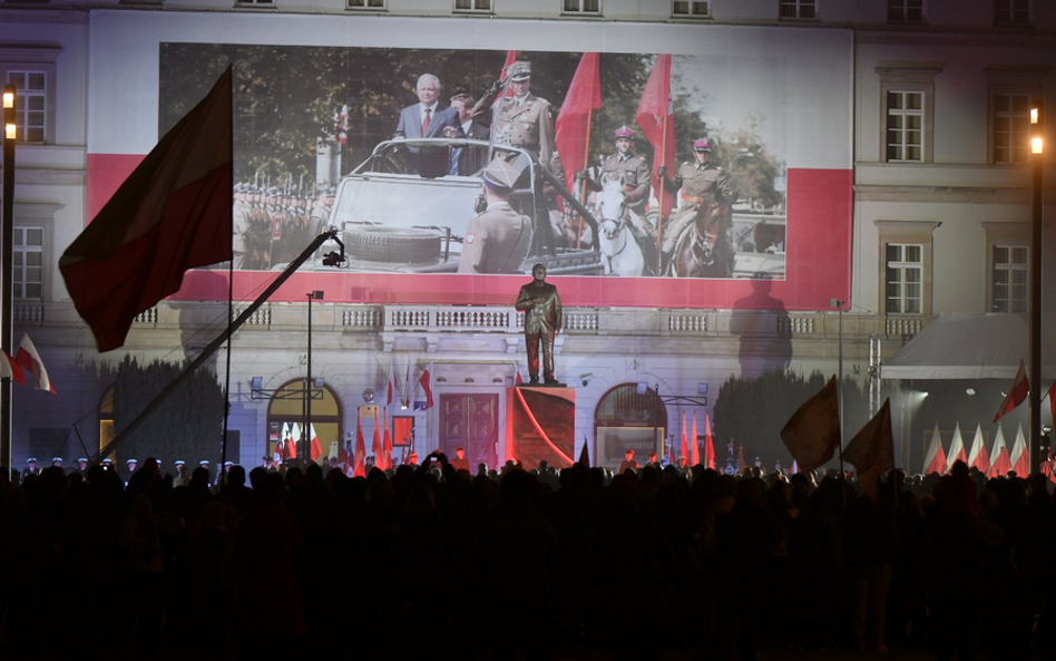 Gdańsk: Lech Kaczyński jednak zastąpi Dąbrowszczaków - wyrok NSA
