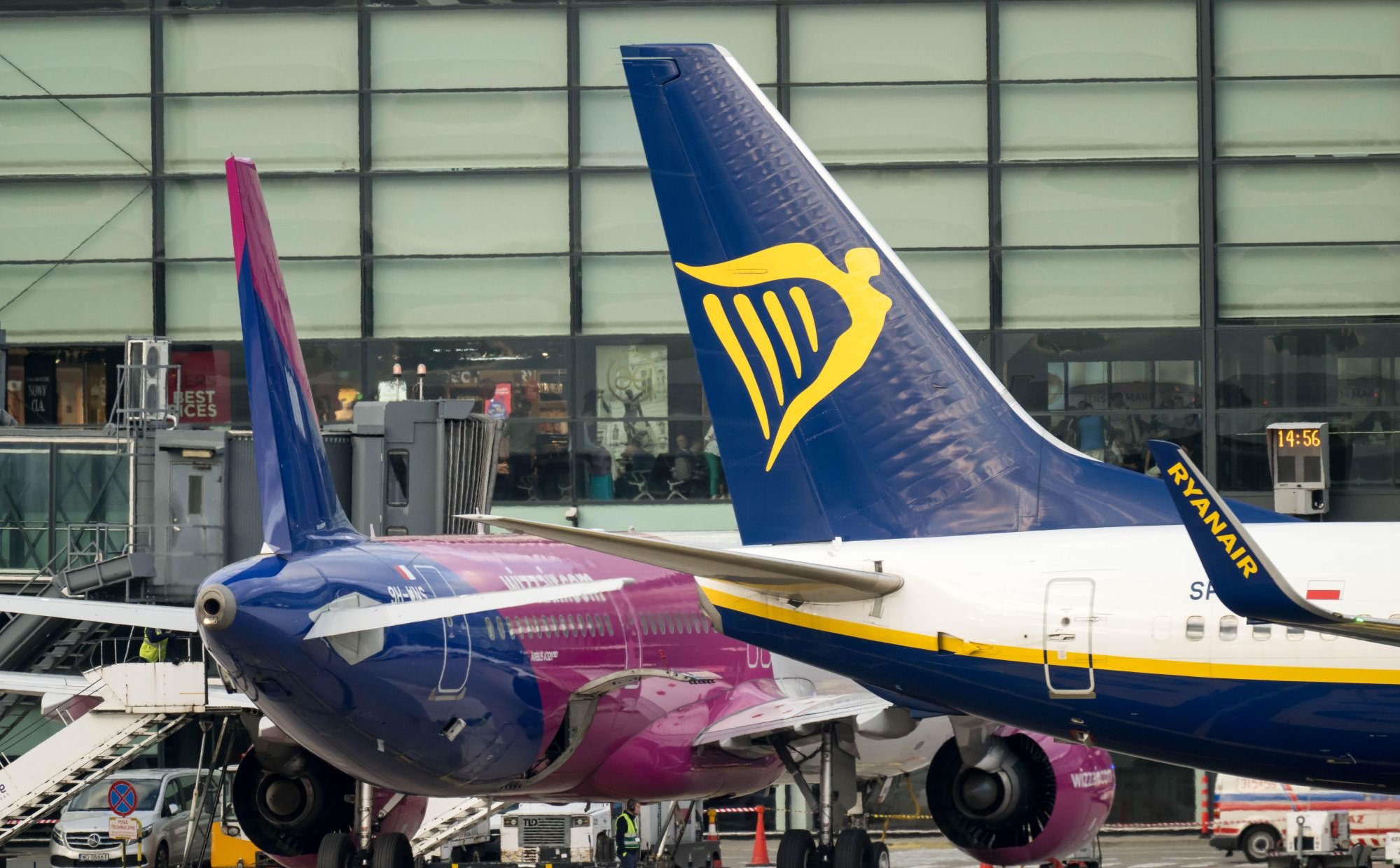 Ryanair i Wizz Air podsumowują 2025 rok. Przewiozły więcej pasażerów niż rok wcześniej
