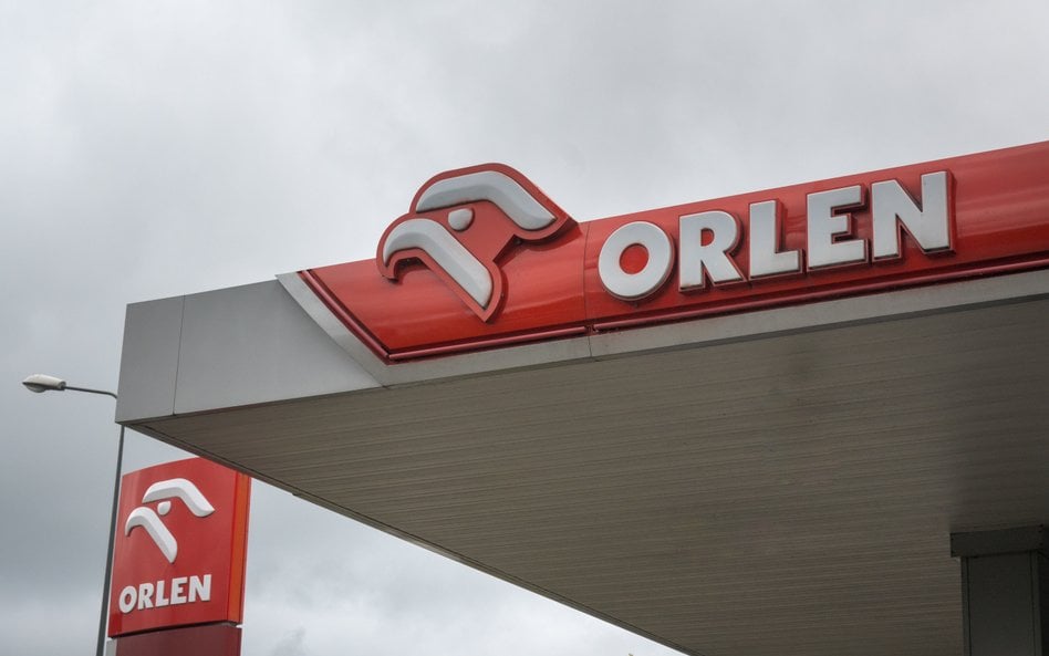 Orlen za słaby żeby przebić 100 zł. Trzecia spadkowa sesja