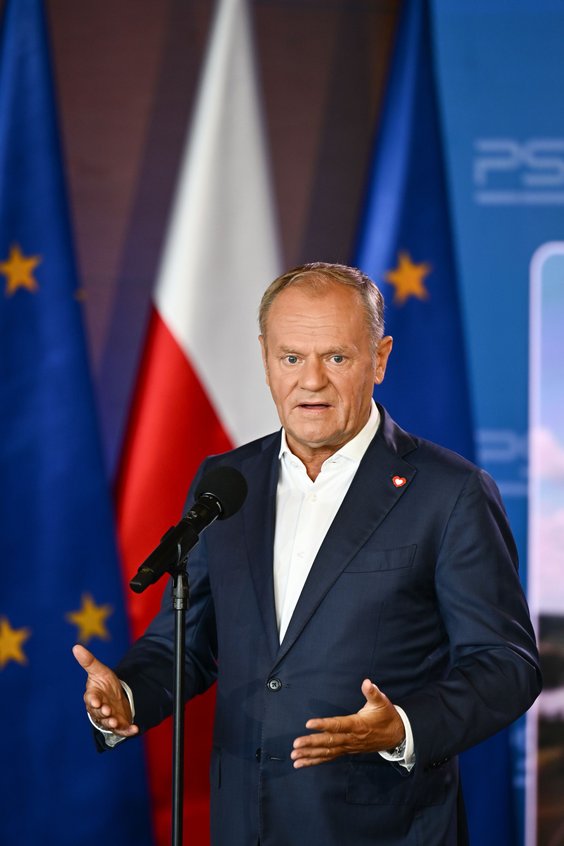 Premier Donald Tusk na poniedziałkowej konferencji prasowej