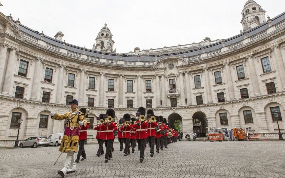8 maja zwycięstwo nad III Rzeszą wspominali też Brytyjczycy...
