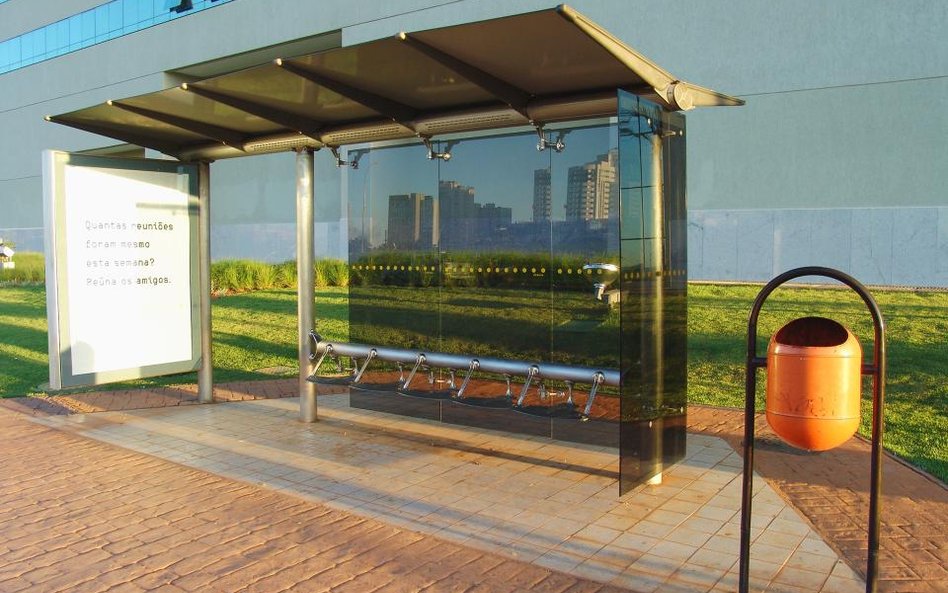 NIK o finansowaniu ulg na przejazdy komunikacją autobusową i kolejową