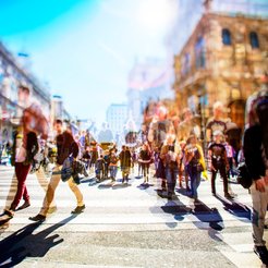 Dlaczego instytucje publiczne zbierają dane wolniej niż NGO?