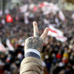Prawie 90 proc. respondentów śledzi protesty na Białorusi