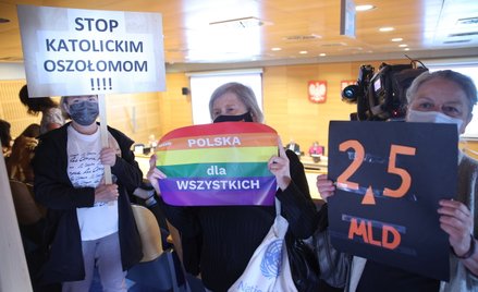 W Krakowie uchwała anty-LGBT nadal będzie obowiązywać