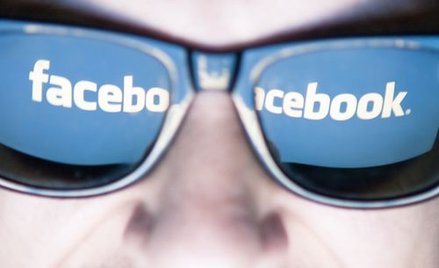 Facebook traci użytkowników