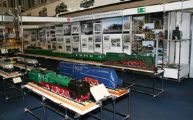 Podczas wykładu uczestnicy poznają różnorodne rozwiązania w dziedzinie napędów