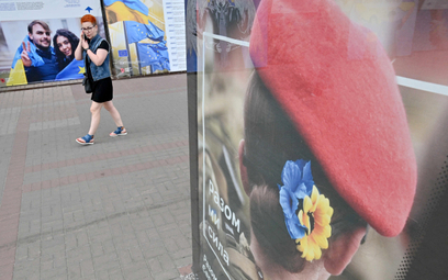 Centrum Kijowa – propagandowe plakaty z hasłem „Razem jesteśmy siłą”
