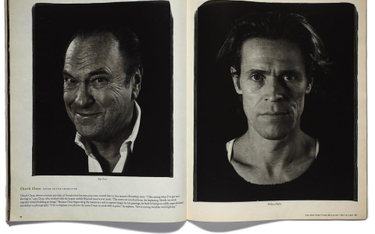 Rip Torn i Willem Dafoe, cykl „Assignment: Times Square”. Zdjęcia Chucka Close’a opublikowane w 1997