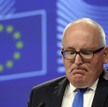 Frans Timmermans, wiceszef KE, mówi, że Komisja jest bliska uruchomienia artykułu 7 traktatu o UE, k