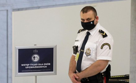 Nieoficjalnie: Rząd ujawni posłom, kto stoi za cyberatakami