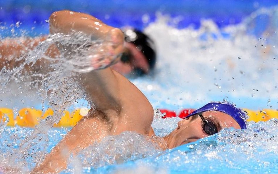 Kawęcki w półfinale na 100 m grzbietowym