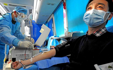 Koronawirus w Chinach: Liczba zachorowań znów rośnie
