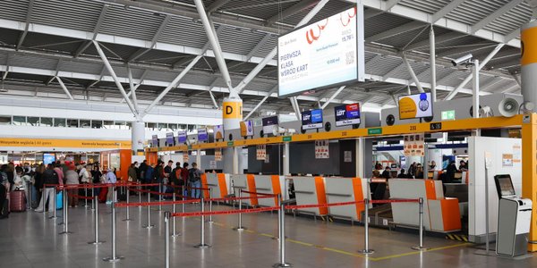 Lotnisko Chopina obsłużyło 2,5 mln pasażerów w czerwcu i bije rekordy