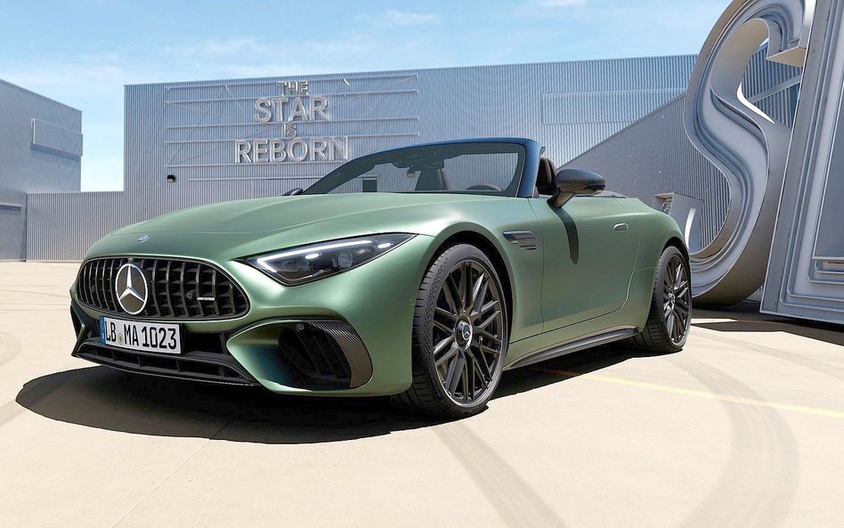 Mercedes-AMG SL63S E-Performance to topowa wersja roadstera 2+2