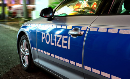 Policja zastrzeliła napastnika z nożem. Krzyczał "Allahu akbar”