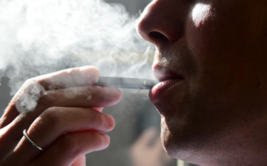 Pierwszy amerykański stan całkowicie zakazuje e-papierosów