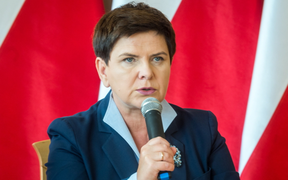 Szydło: Weta? Wierzę, że to incydent