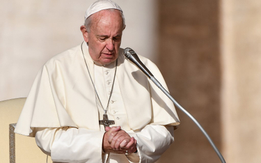 Wyciek dokumentów w Watykanie. Szef ochrony papieża rezygnuje