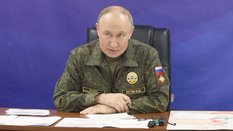 Władimir Putin miał na sobie mundur