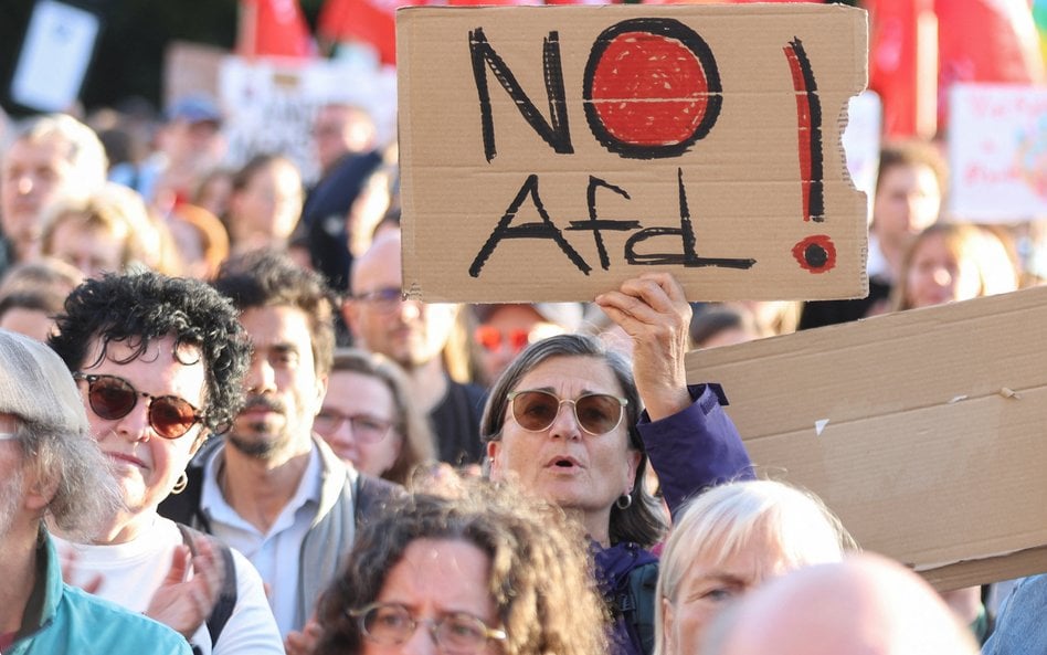 Tysiące protestowały w Berlinie przeciwko AfD. „Faszyzm nie jest alternatywą”