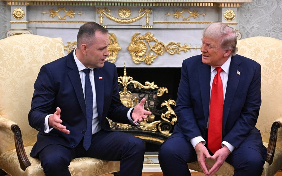 Prezydent RP Karol Nawrocki  i prezydent USA Donald Trump na spotkaniu w Białym Domu.