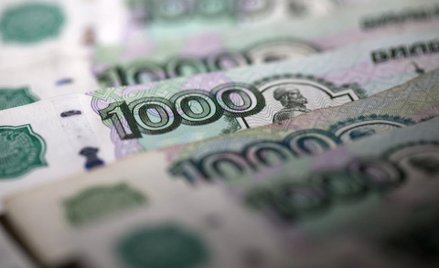 Rubel zyskuje mocniej niż złoto