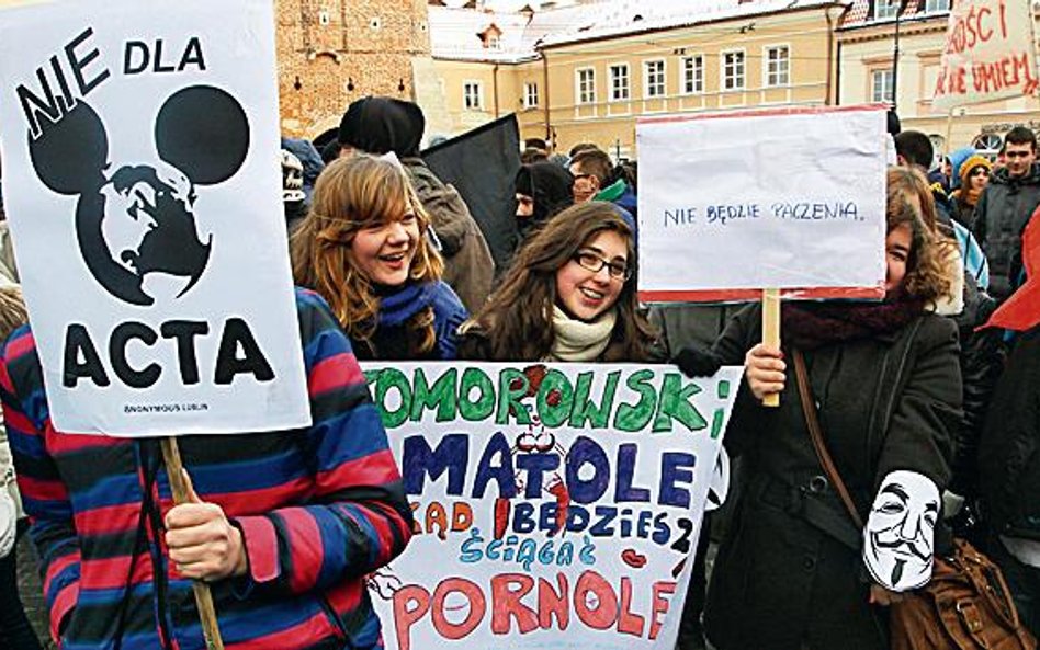 Każda próba kontroli treści w sieci budzi protesty: manifestacje przeciwko ACTA przetoczyły się prze
