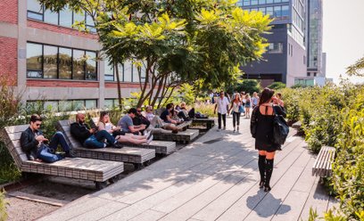 Przykładem dobrego i pożytecznego zagospodarowania dawnych terenów kolei jest m.in. nowojorski High 