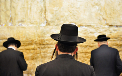 Żydzi przed Ścianą Płaczu w Jerozolimie