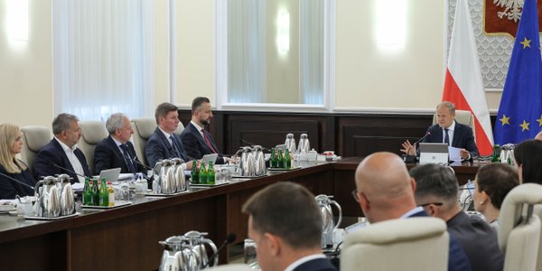 Projekt: rząd szuka sposobu na unikanie akcyzy od e-papierosów