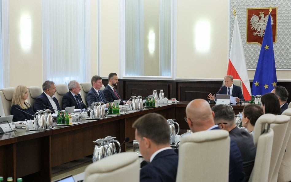 Premier Donald Tusk na posiedzeniu rządu