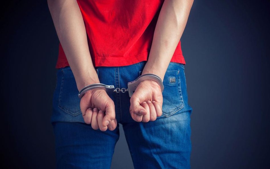 RPO ws. zapewnienia posiłków osobom zatrzymanym przez Policję