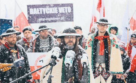 Przedsiębiorcy z ruchu Góralskie Veto ogłosili na konferencji w Zakopanem, że mimo zakazu otworzą w 