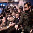 Współpracownik Macrona pobił studenta. Został zwolniony
