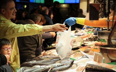 Japonia - słynny targ rybny zostaje