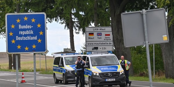 There is simply a decision by the Interior Ministry on border controls with Germany and Lithuania