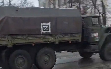 Tajemniczy znak z literą „Z¨ na rosyjskich pojazdach wojskowych zagadką dla analityków