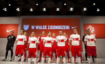 Nareszcie. Orzeł wraca na koszulki piłkarzy