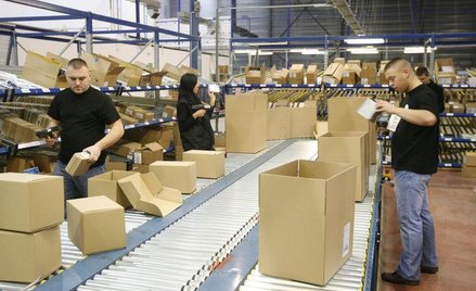 Firmy wciąż narzekają na za duże zapasy