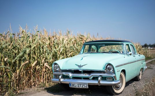 "samochody zabytkowe"