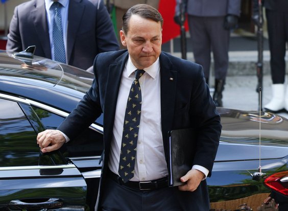 Minister spraw zagranicznych Radosław Sikorski