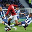 Manchester wygrał z Porto 1:0, Arsenal – z Łukaszem Fabiańskim w bramce – z Villarreal 3:0. W półfin
