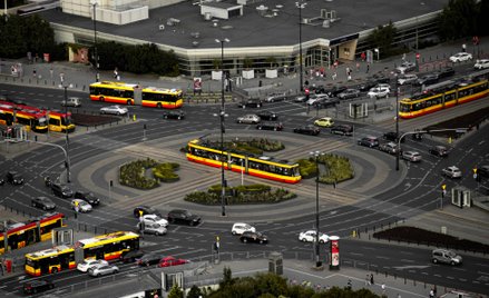 Liczba ofiar śmiertelnych na warszawskich ulicach systematycznie spada