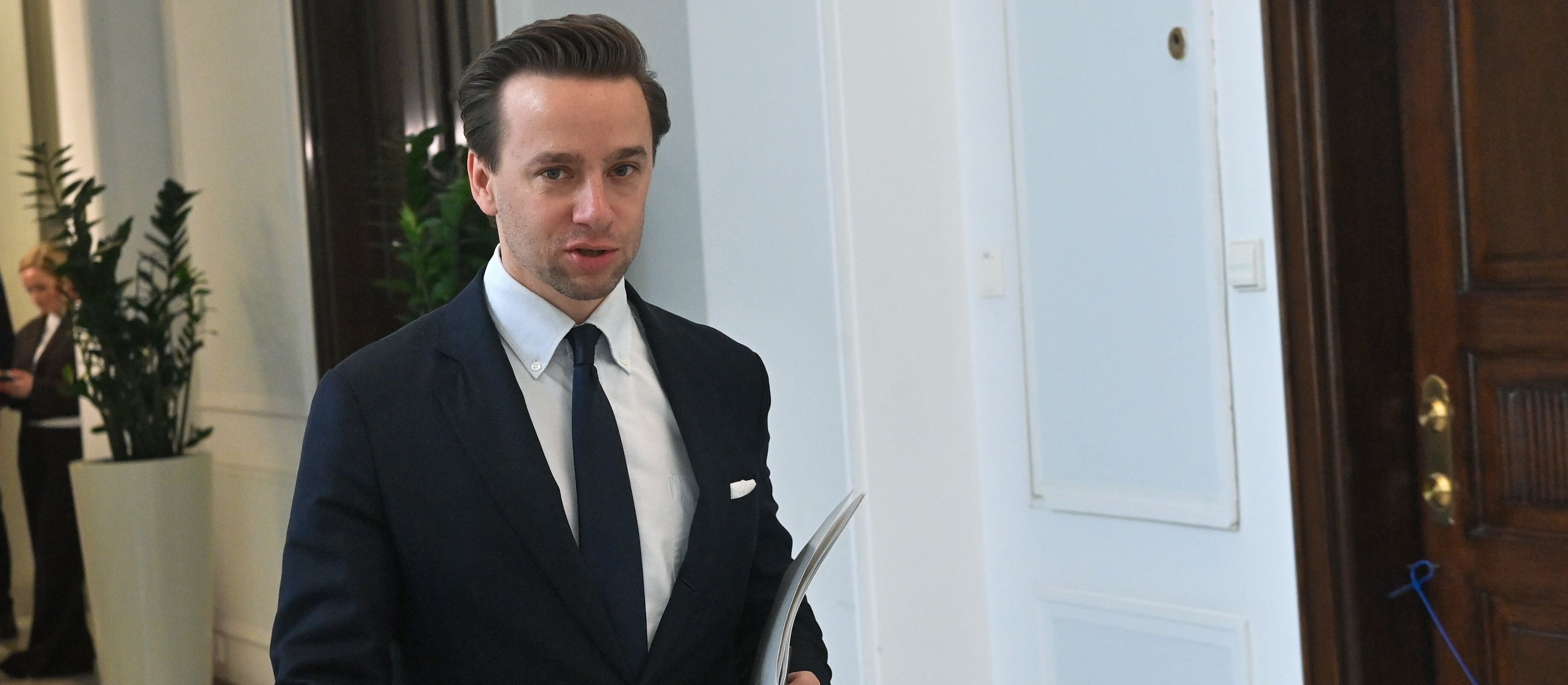 Mec. Baszuk: opinia Krzysztofa Bosaka o kryptowalutach nie jest objęta prawnie chronioną tajemnicą