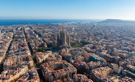 Barcelona chce wykorzystać algorytmy rekomendacji, aby skierować turystów do mniej zatłoczonych miej