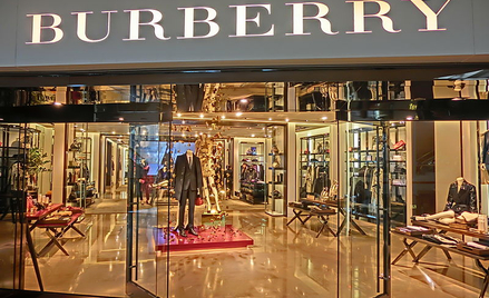 Burberry coraz bardziej ekskluzywny
