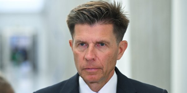 Petru zakłada nową partię jesienią i chce przejąć wyborców Konfederacji